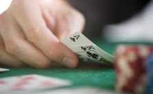 Trở thành cao thủ với các phương pháp chơi Poker đơn giản và dễ hiểu