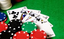 Những mẹo giúp bạn trở thành người chơi giỏi trong game Poker