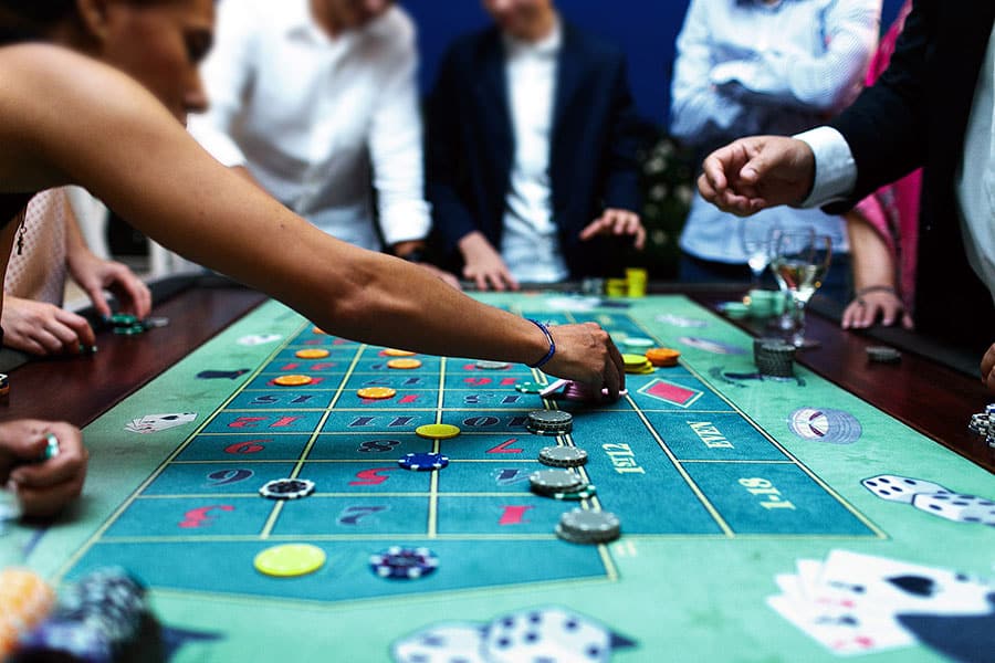 Chiến lược nào chơi Roulette là đúng và đặt cược nào là phù hợp?